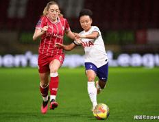 8场狂造5球！中国女足球星诞生，贾秀全曾重用，无缘世界杯可惜了