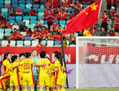 "中国女足在巴黎奥运预选赛中以3-0战胜泰国，重获胜利"