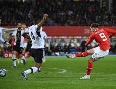 国际足球 | 国际友谊赛：萨内“染红” 德国不敌奥地利