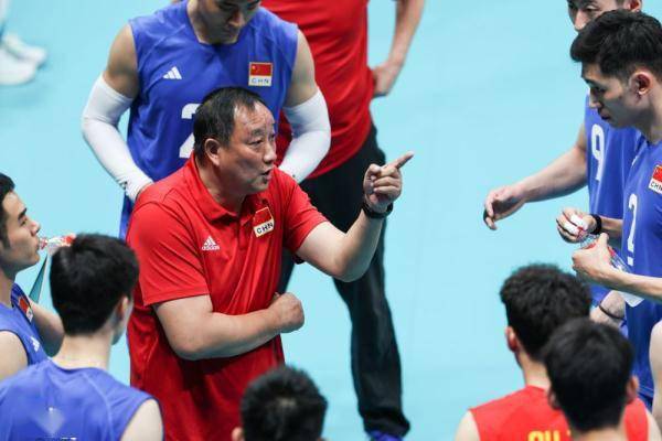国家队的根基在于高水平的国内联赛——专访中国男排主教练吴胜